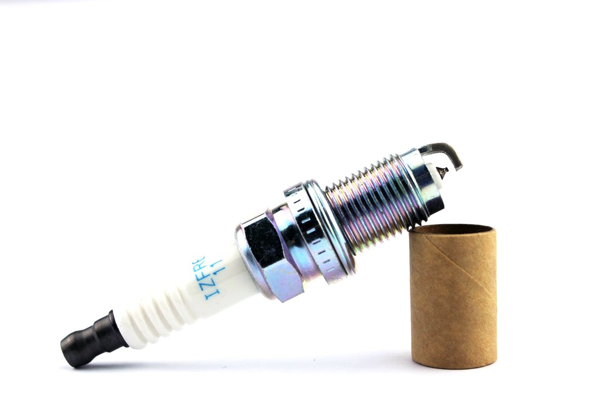 Plugs NGK - IZFR6K11-SPARK - YIHE Auto Parts
